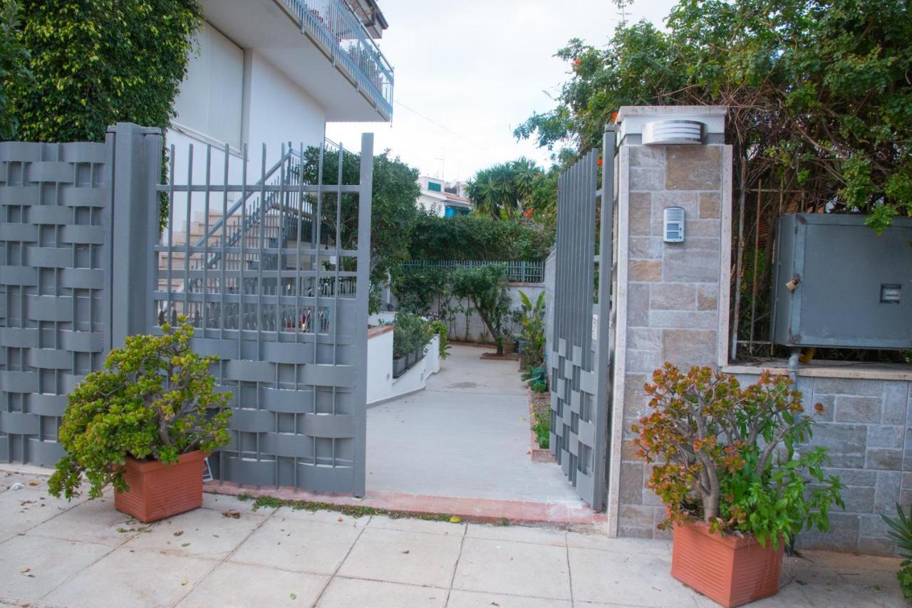 Mondello Manick Mare Apartment Palermo Ngoại thất bức ảnh